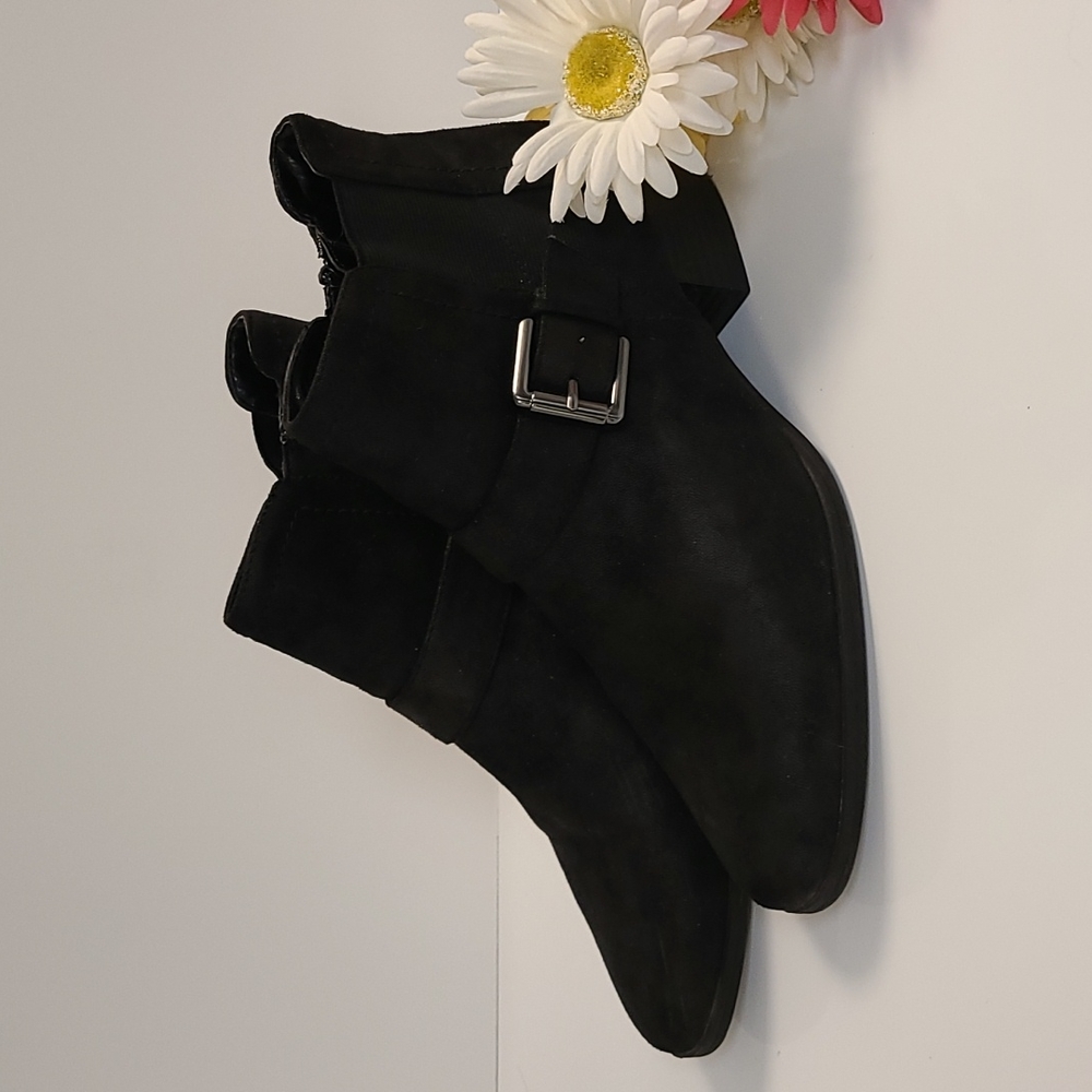 Aerosoles zipper boots